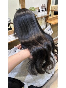 ステラバイケンジ(STELLA by KENJE) 姫カットカールセミディシアーカラー