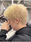 スパイキーショート ミルクティーベージュ