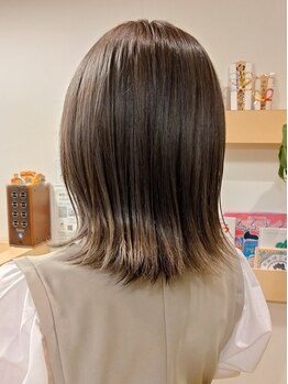 ニコットヘアールーム(nicotto HAIR ROOM)の写真/ダメージヘアのお悩みも《nicotto》にお任せ☆髪や頭皮の状態に合わせた施術で髪本来の美しさへ♪