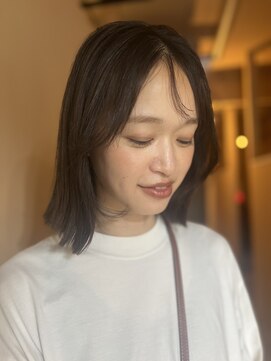 モクレン(mokuren.) ボブ顔周りカット