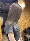 くすみベージュ