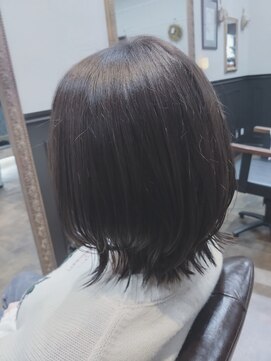 ミュズィー ドゥ ヘア(Musee du hair) お肌がブルーベースの方にピッタリの大人グレー