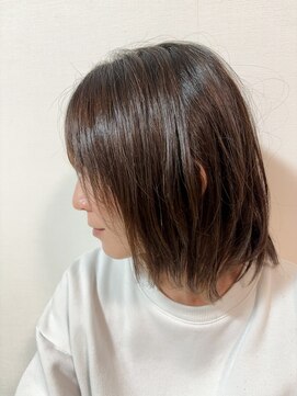 アローズ(arose) ミディアムカット