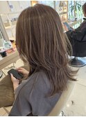 白髪ぼかしハイライト　染めるよりぼかすがおしゃれです！