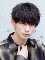 アロ 渋谷(Alo) ニュアンスパーマ/センターパート/波巻きツイストスパイラル渋谷