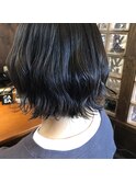 ダークグレージュ×切りっぱなしボブ