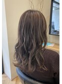 ロング×ハイライトカラー【アルター 市川いづみ】