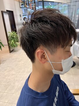 レナータヘアカロ(Renata hair Caro) マッシュショート