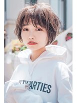 メーヴェ(Mowen) mowen 南堀江 丸みショート×アッシュカラー×外国人風