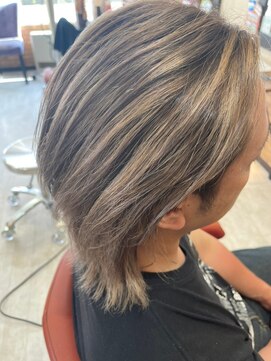 ヘアスタジオブービー メンズスタイル　ハイライトカラー