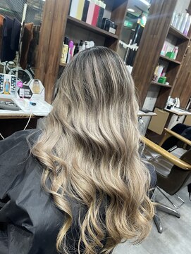 ラフ(LAFF) #黒髪#ボブルフ#ネビージュ#小顔#ワンレン