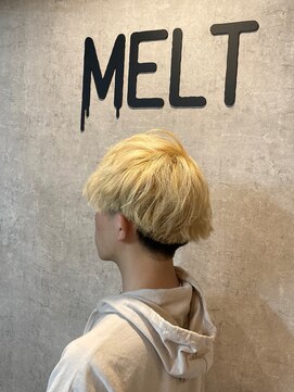 メルト(MELT) ツーブロックマッシュ ハイトーンカラー