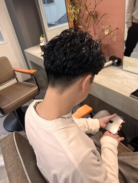 ローカル 赤坂(Local) メンズパーマ