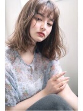 エレノア 枚方(Eleanor) きりっぱなし抜け感ボブ