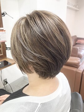フリーズ 伊丹店(Freez) 白髪ぼかし30代40代50代60代伊丹大人ショート大人ボブ