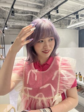 リアン バイ キートス(Lien by kiitos) ラベンダーカラー/ハイトーンボブ/ダブルカラー