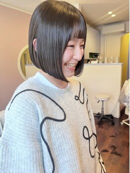 アプア(apua)の写真/ダメージが気になる方におすすめ◎髪の内部にまでしっかり栄養を補給し潤いのある美髪へと導きます。