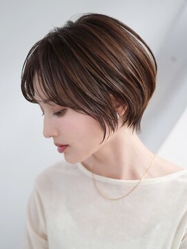 ソワネ 表参道(soigne) 表参道白髪ぼかしレイヤーボブウルフショートヘアベージュ40代◎