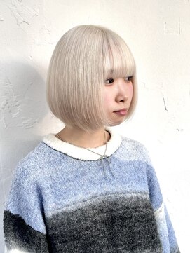 ピチカート(pizzicato) ホワイトカラー/ハイトーンボブ