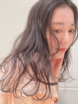 シロ 大名2号店(SiLO) 艶感×透明感◎グレージュカラー