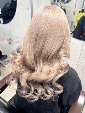 リル ラウム 原宿(LiL Raum) ミルクティーベージュ/原宿/ダブルカラー/レイヤーカット