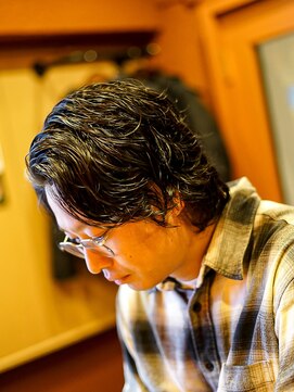 ダウバーバーショップ 銀座(DAU BARBER SHOP) ミディアムパーマスタイル