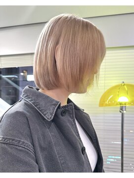 カシェル トウキョウ(Cashel Tokyo) ブロンドベージュ/ハイトーン/ブリーチ