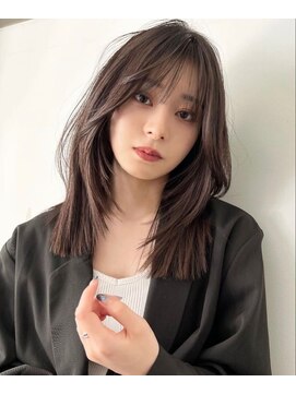 ラフ バイ マグ 南松本(R.A.F. by Mag) ブリーチなしカラー◎レイヤーミディアム×小顔顔周りカット