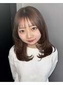 レイヤーカットとブラウンカラー