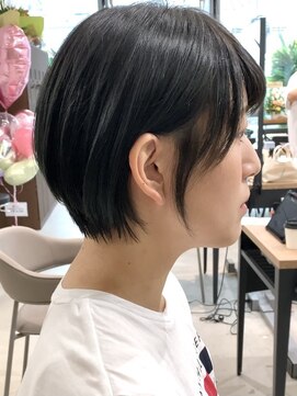 ビュー トウキョウ(VIEW TOKYO) お家でも楽ちんセット♪ 小顔に見えるショートヘア◎