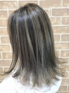 ルノン(LUNON) 外国人風ベージュ