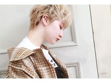 【ハイトーン×ショート】がトレンド！程よい抜け感とにじみ出るオシャレ感で注目の的に☆