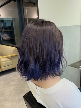 エイト 池袋店(EIGHT ikebukuro) ブルーグラデーション