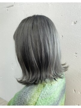 ニッチ(NICHE) 【NICHE HAIR】【西鎌倉】ケアブリーチ/シルバーグレーカラー