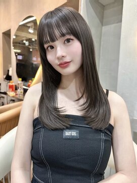 グロー 大宮(GLROW) ハッシュカット ワンホンヘア 顔周りカット フェイスレイヤー