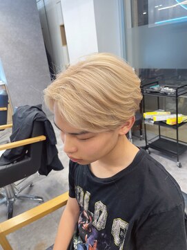 メンズサロン キング 梅田店(Men’s salon K!ng) 波巻きツイストスパイラルパーマ/フェザーパーマ/眉毛/メンズ