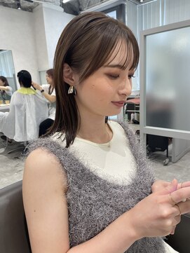 キートス(Kiitos) 肩下ボブミディアムボブ切りっぱなしボブ