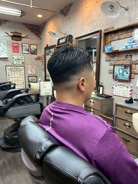 アールズ ヘア(R's hair) MEN’S HAIR/ブルーブラック/フェザーパーマ/ 印西/印西市