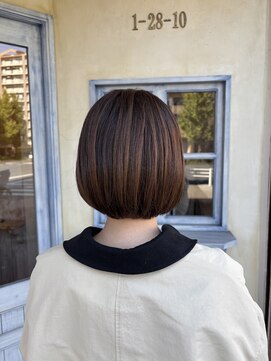 エイミーバイアフロート(amie  by afloat) 艶ボブ