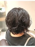 毛先のニュアンスパーマスタイル