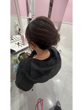 ホワイト 栄駅店(White) サイドおだんご