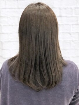 ミーティア バイ クアトロ(Meteor By QUATRO) オリーブアッシュ