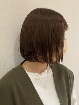 アイエヌジードット(INg.) 艶感ボブ