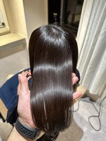 リラエ(Lyrae)&nbsp;縮毛矯正/髪質改善/美髪カラー/トリートメント【大阪/西梅田】