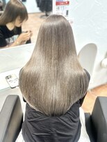 ジュイル シブヤ(JEWIL SHIBUYA)&nbsp;JEWIIL渋谷 中島 ブリーチなしダブルカラーでミストグレージュ