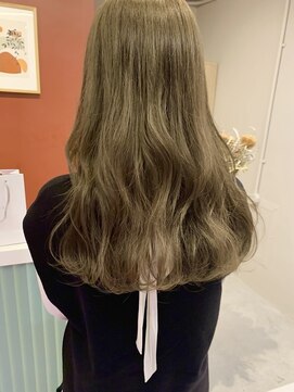 ローレンジウ(LOREN JU) 【 LOREN+】コントロールハイライトで作るオリーブベージュ