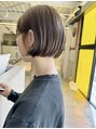7(nana) ミニボブで収まり良いヘアスタイルです!カラーはグレージュです