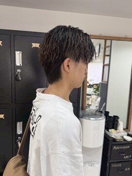 ウタシロイロ(uta shiroiro) ツイストパーマ