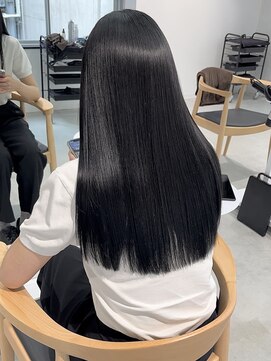 ヨーク(YOKE) 艶髪ダークグレージュ巻ける髪質改善縮毛矯正