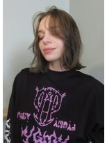 ゾーイダイミョウ(ZOEY daimyo)&nbsp;透明感オリーブカラー ミディアムレイヤー 大名